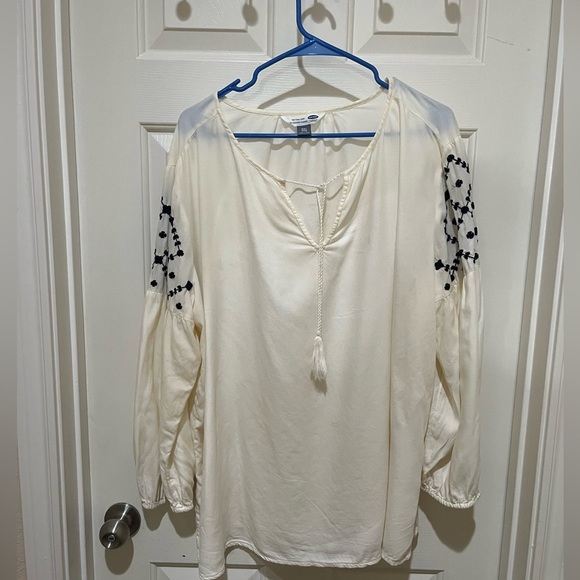 Old Navy Ivory Tunic Shirt BLUE EMBROIDERED SLEEVE ACCENT XXL. - Picture 6 of 7